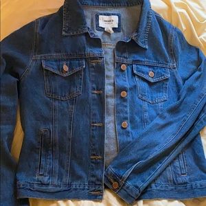 Forever 21 denim jacket size large